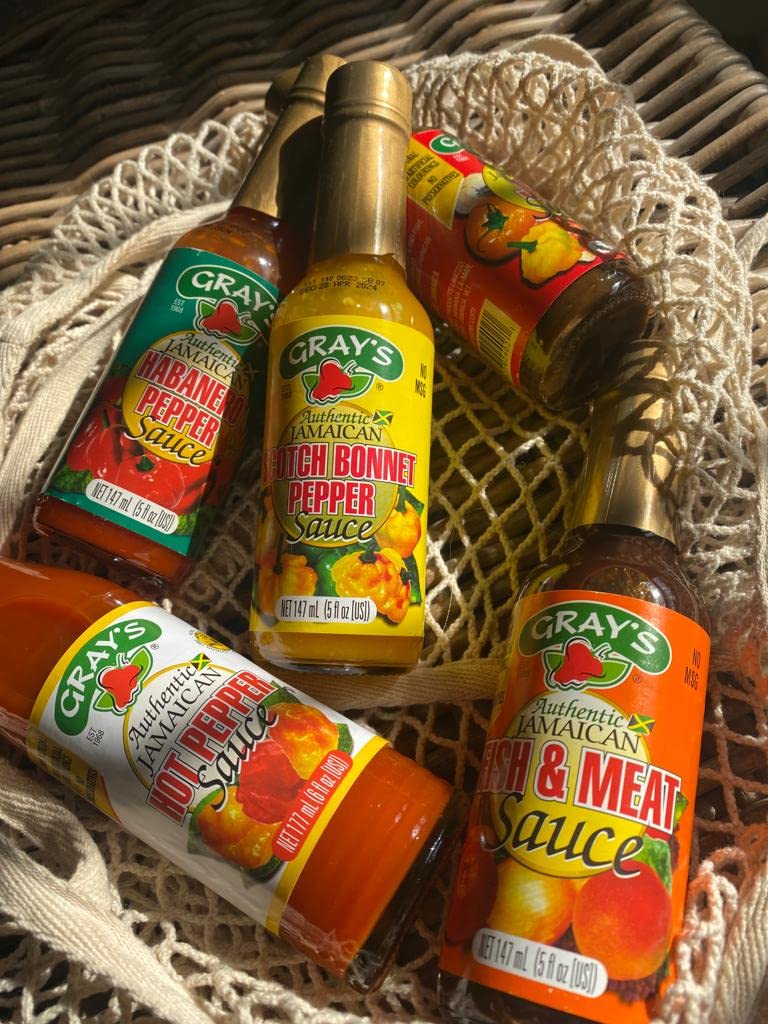 Gray's Authentic Jamaican Jerk Sauce | 147ml Pack of 3 Bottles | Marinade And Dipping Sauce | Perfect For Meat, Fish And Vegetables | Jerk Sauce | Jerk Chicken