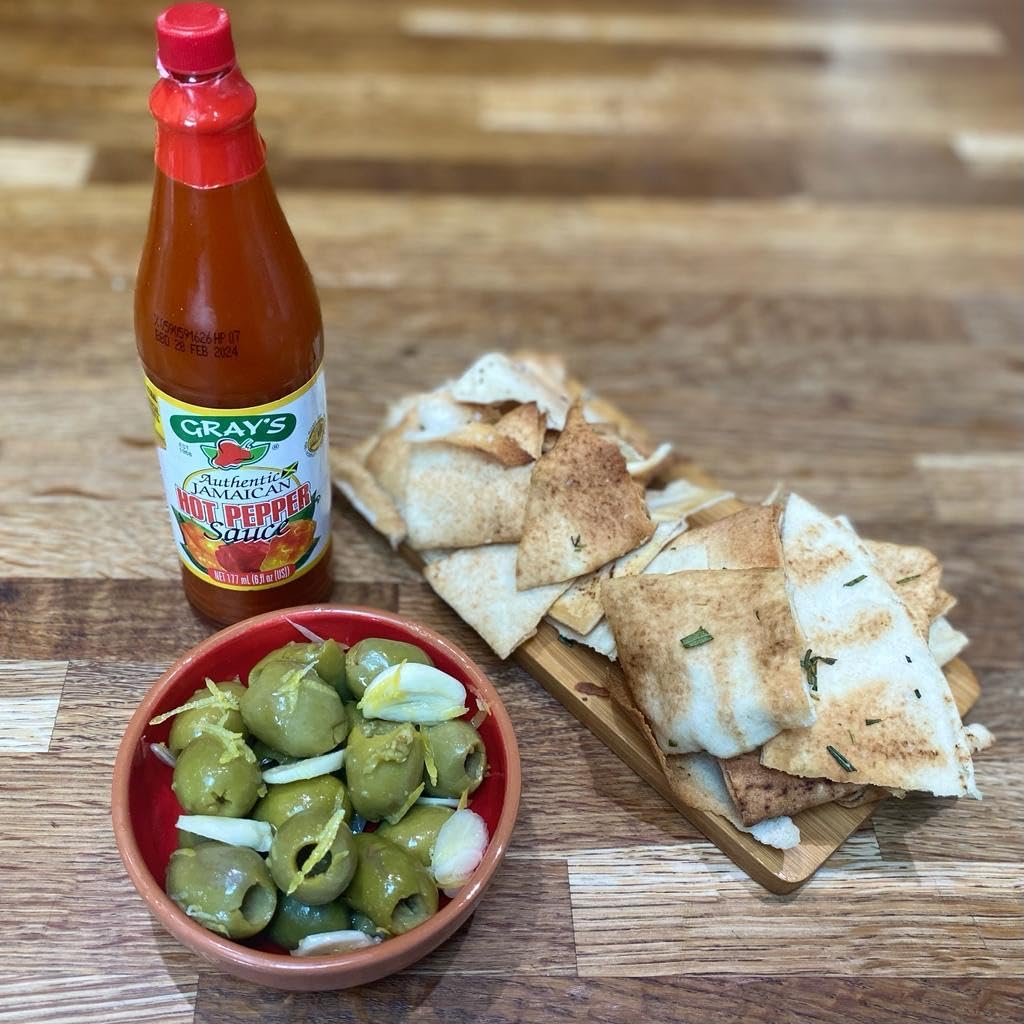 Gray's Authentic Jamaican Hot Pepper Sauce | Chilli & Hot Pepper Sauce | Pack of 3 177ml Bottles | Perfect For Everyday | Spicy | Suitable for Vegan and Non-Vegan Cuisine